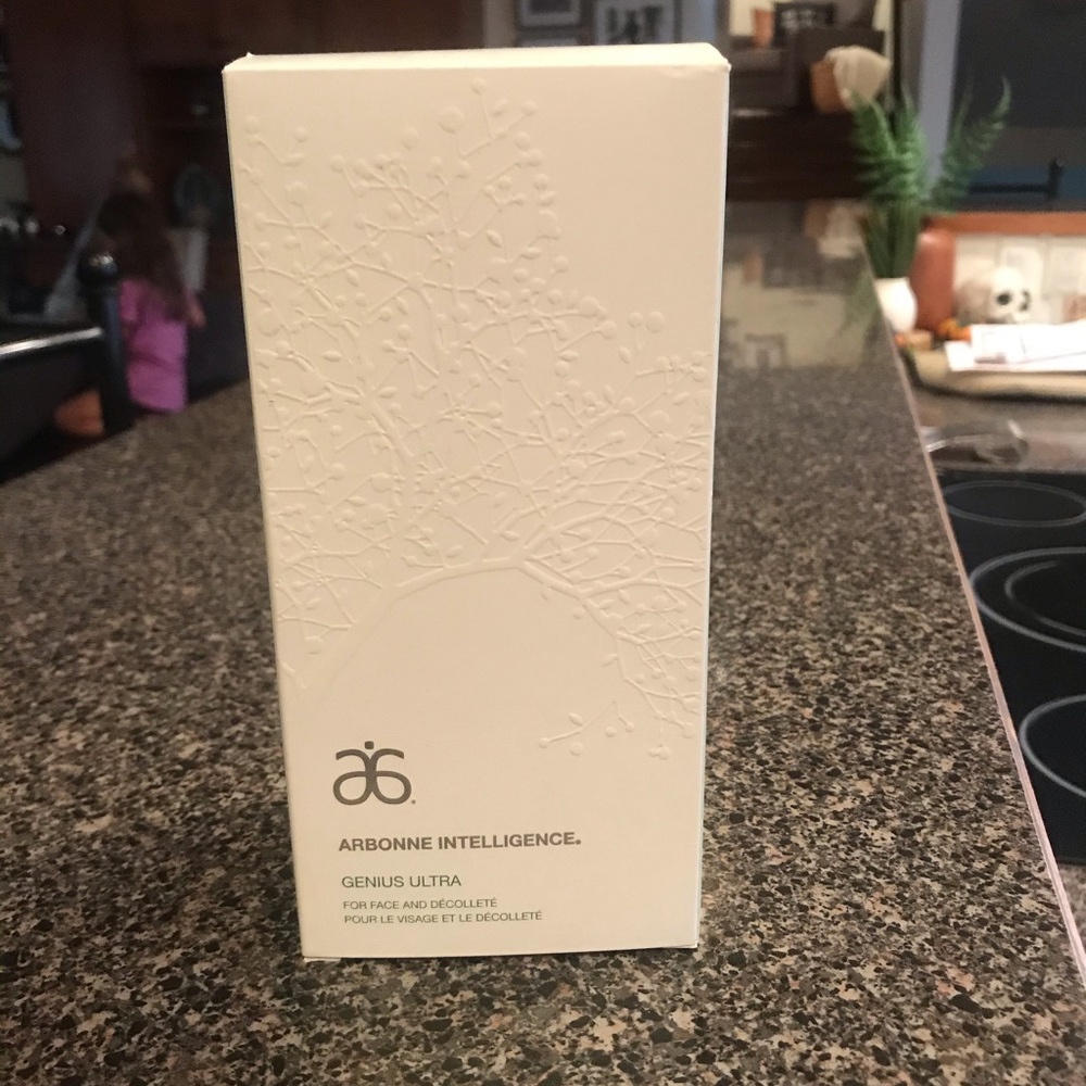 Arbonne Intelligence Genius Ultra